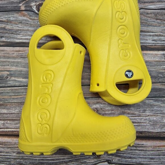 Crocs Kids Yellow Rubber Boots, Kids Handle it Rain Boots Size 7 - Picture 4 of 7